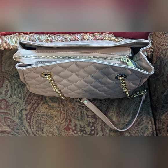 Authentic Anna Paola Quilted Chain Strap Handbag - Picture 9 of 13